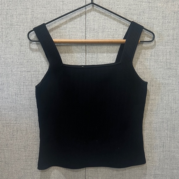 Black Ribbed Tank - Picture 4 of 4